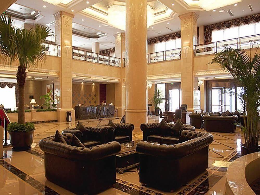 Friend Hotel Шанхай Интерьер фото